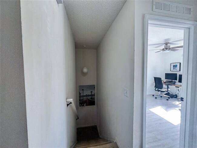 Building Photo - 2752 Merrieweather Ln