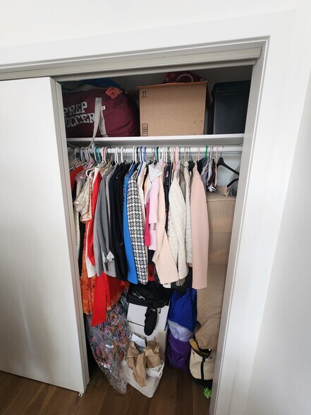 Building Photo - 1500 N American St