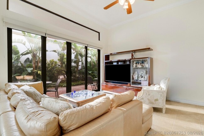 Building Photo - 210 Coral Cay Terrace