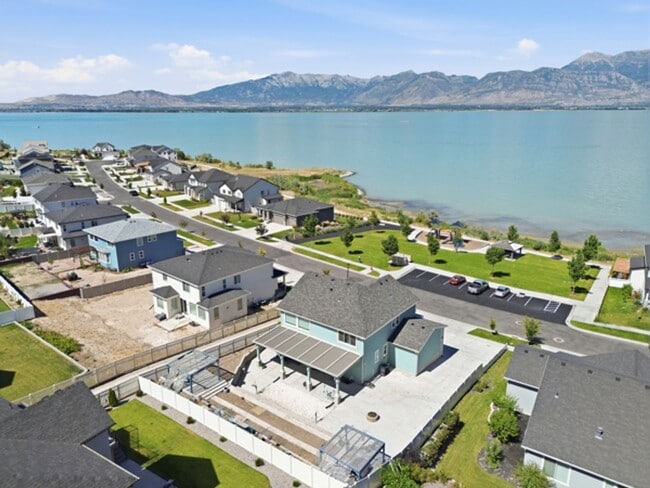 Building Photo - 2877 S Greenhead Dr
