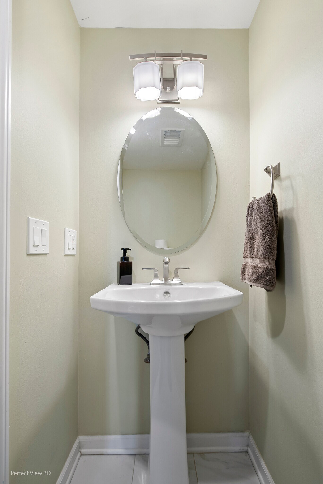 Building Photo - 1816 N Spaulding Ave