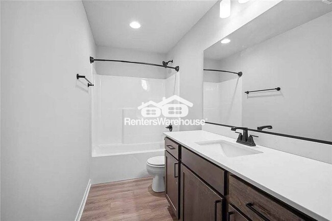 Building Photo - 36 Keeneland Ct.