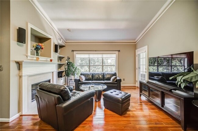 Building Photo - 3275 Lenox Rd NE