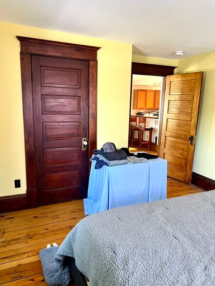 Building Photo - 197 S Winooski Ave