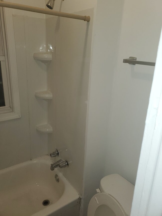 Building Photo - 2142-2144 Garfield Drive