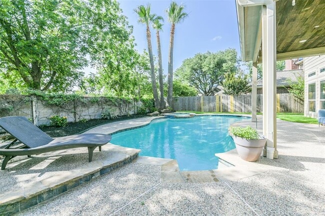 Building Photo - 1718 Raven Oak Ct