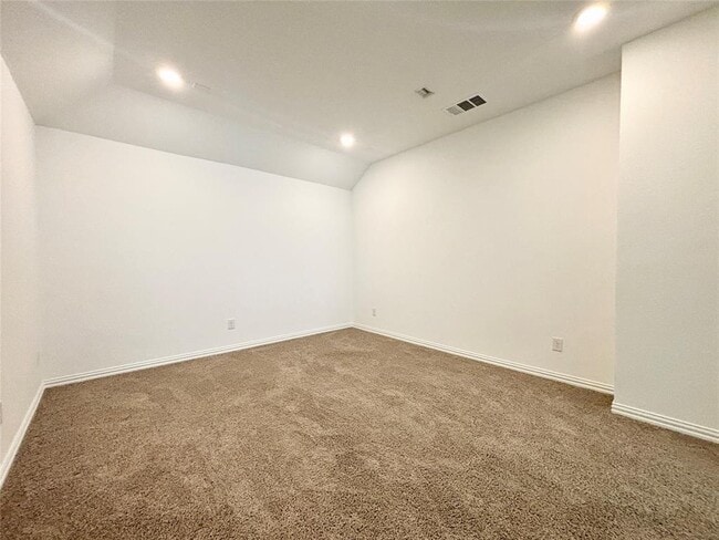 Building Photo - 1010 Ridge Runner Dr