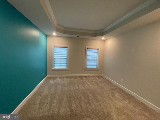 Building Photo - 33789 Freeport Dr