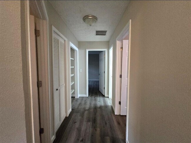 Building Photo - 4897 Warners Trail