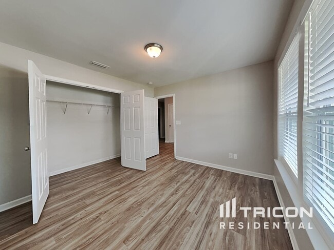 Building Photo - 922 Pointe Andrews Drive