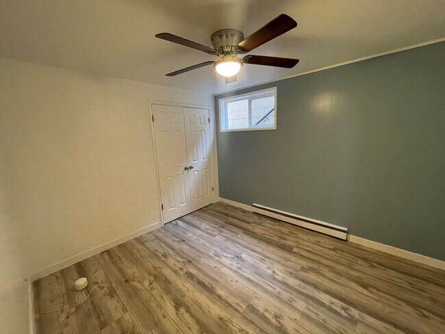 Building Photo - Moore (1321 SE 9th Ave &amp; 1320 SE 10th Ct.)