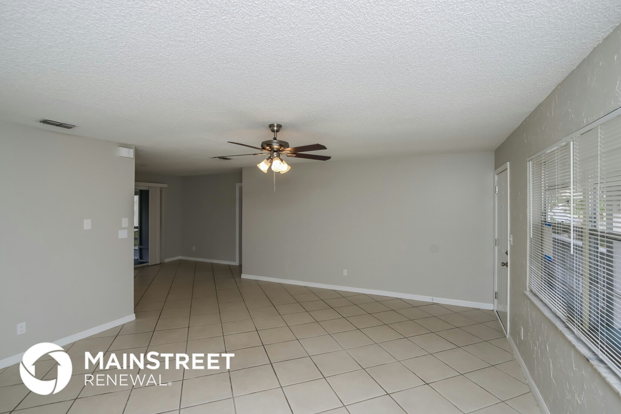 Building Photo - 850 Carnation Dr