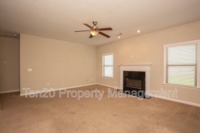 Building Photo - 2510 Ridgewood Way