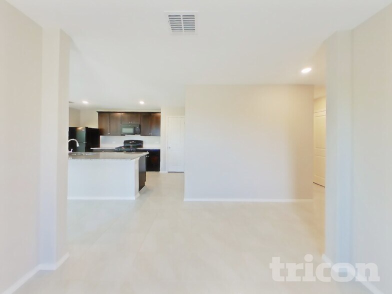 Building Photo - 1740 Clairborne Ct