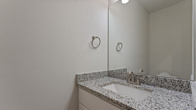 Building Photo - 451 Azurite Rd