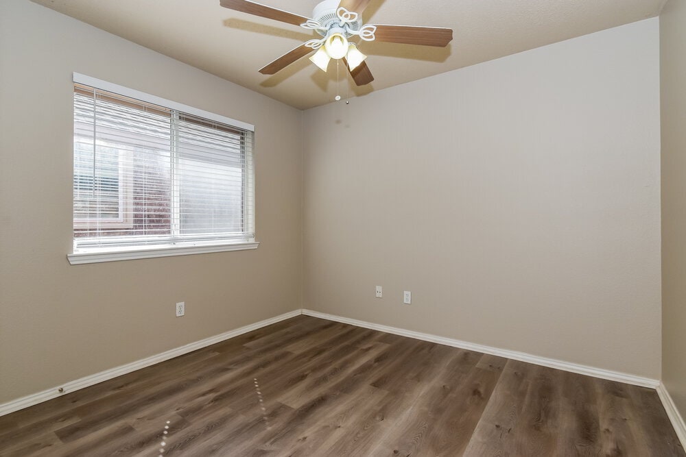 Building Photo - 133 Pinion Ln