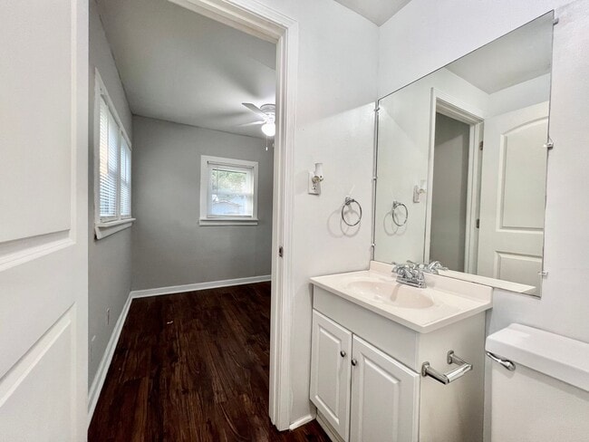 Building Photo - Home for Rent in Hot Springs!