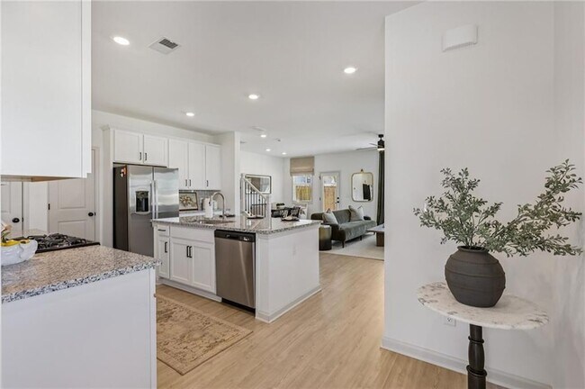 Building Photo - 180 Hensley Pk Ln