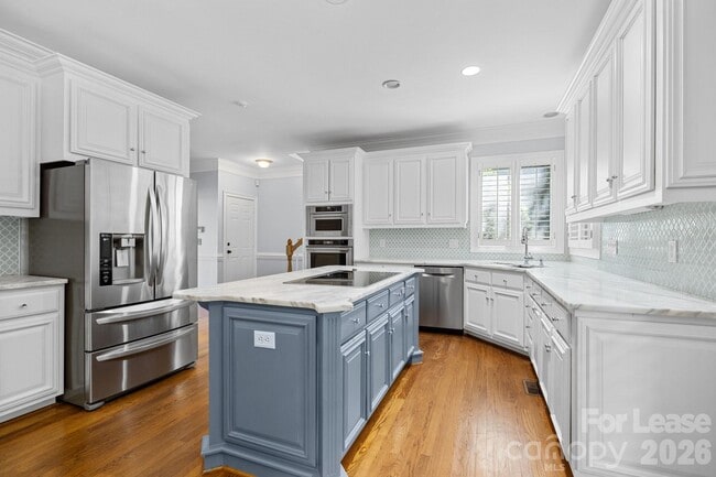 Building Photo - 9205 Woodriver Ln