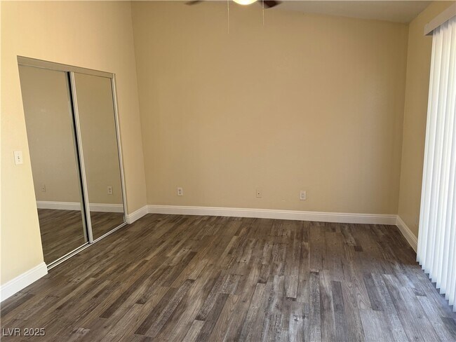 Building Photo - 708 Cozy Canyon Dr