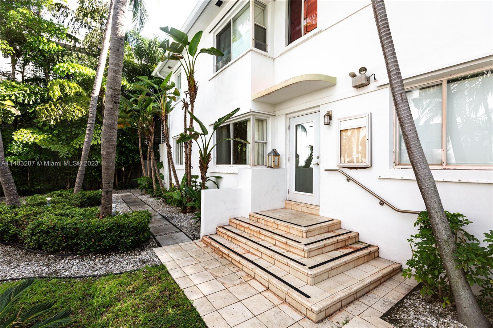 Building Photo - 731 6th St