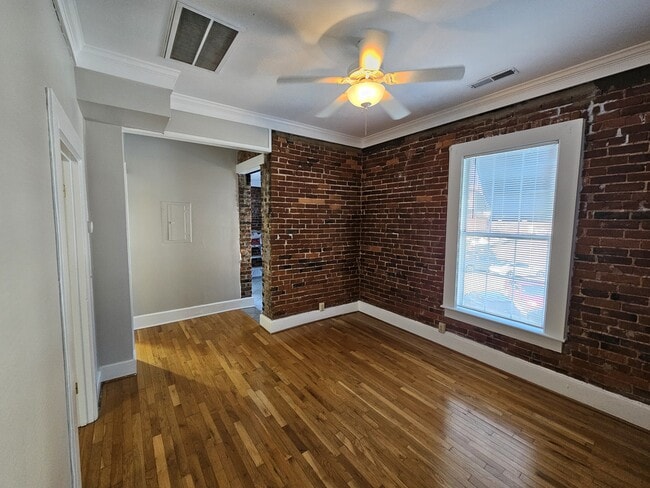 Primary Photo - 603 Lindsay St