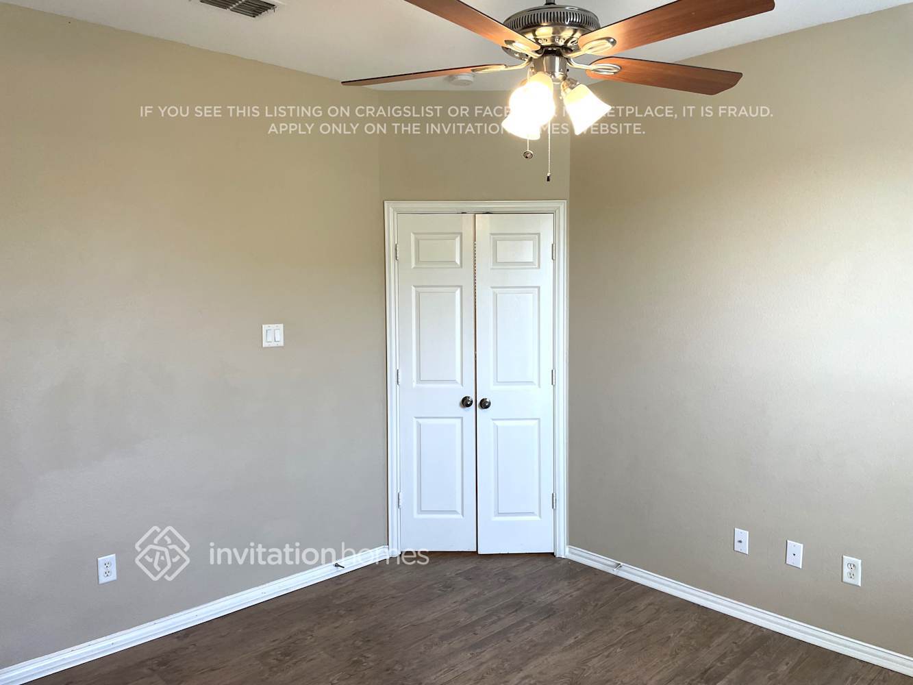 Building Photo - 701 Sage Brush Dr
