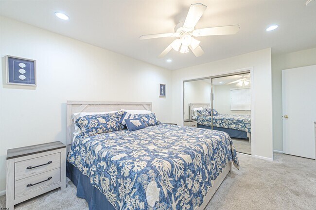 Building Photo - 9506 Ventnor Ave