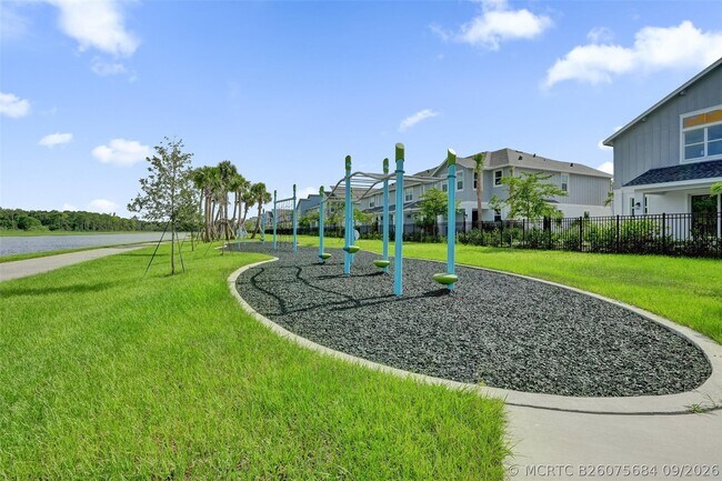 Building Photo - 4676 Longwood Lake Sq