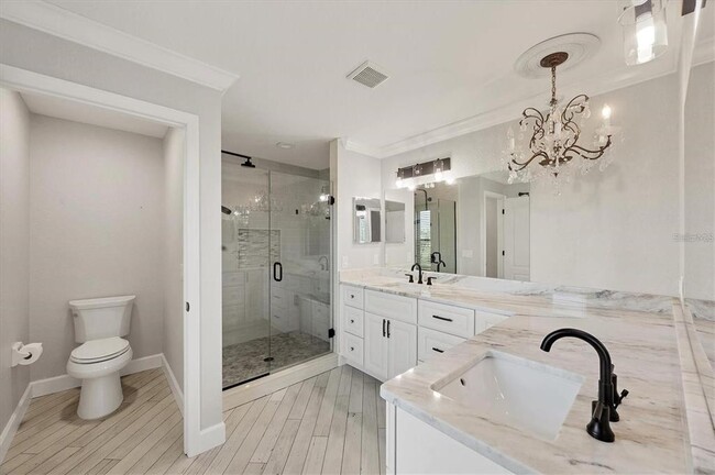 Building Photo - 15530 Aqua Cir