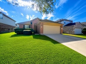 Building Photo - 10426 Whisper Bluff Dr