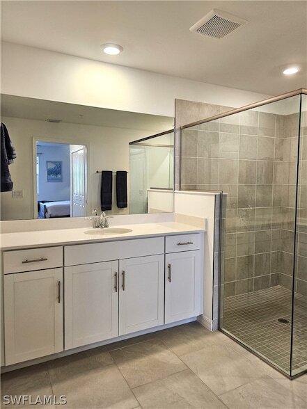 Building Photo - 5739 Oakmont Ct