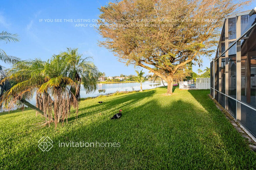 Building Photo - 7810 Hoffy Cir