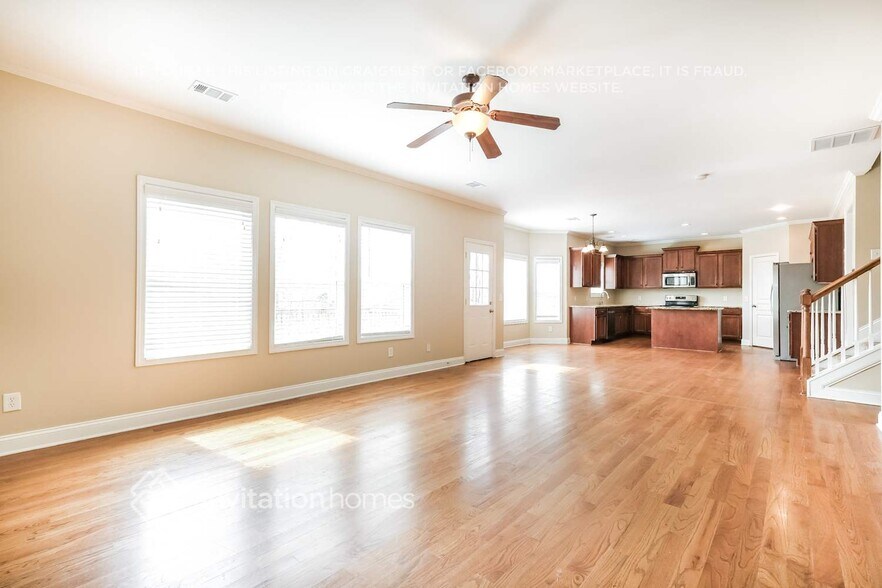 Building Photo - 9435 Dunhill Way