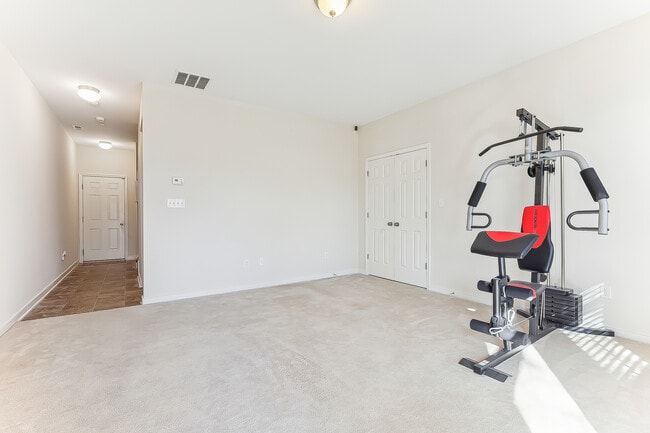 Building Photo - 116 Zenith Loop