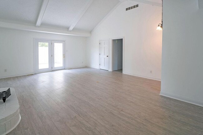 Building Photo - 12618 Lockerbie Cir