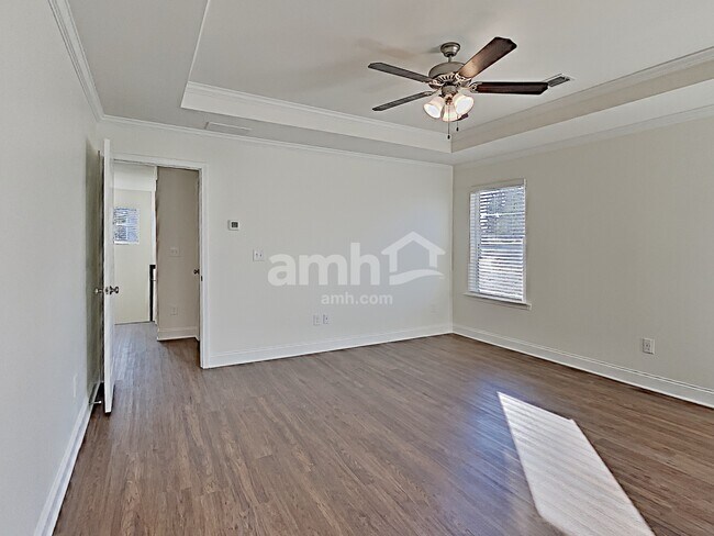 Building Photo - 2464 Napa Valley Dr