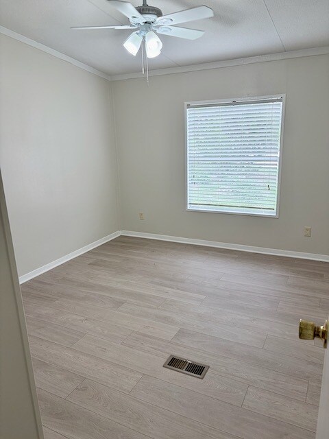 Building Photo - 104 Lonesome Ln