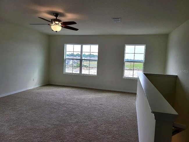 Building Photo - 2030 Maple Ridge Dr