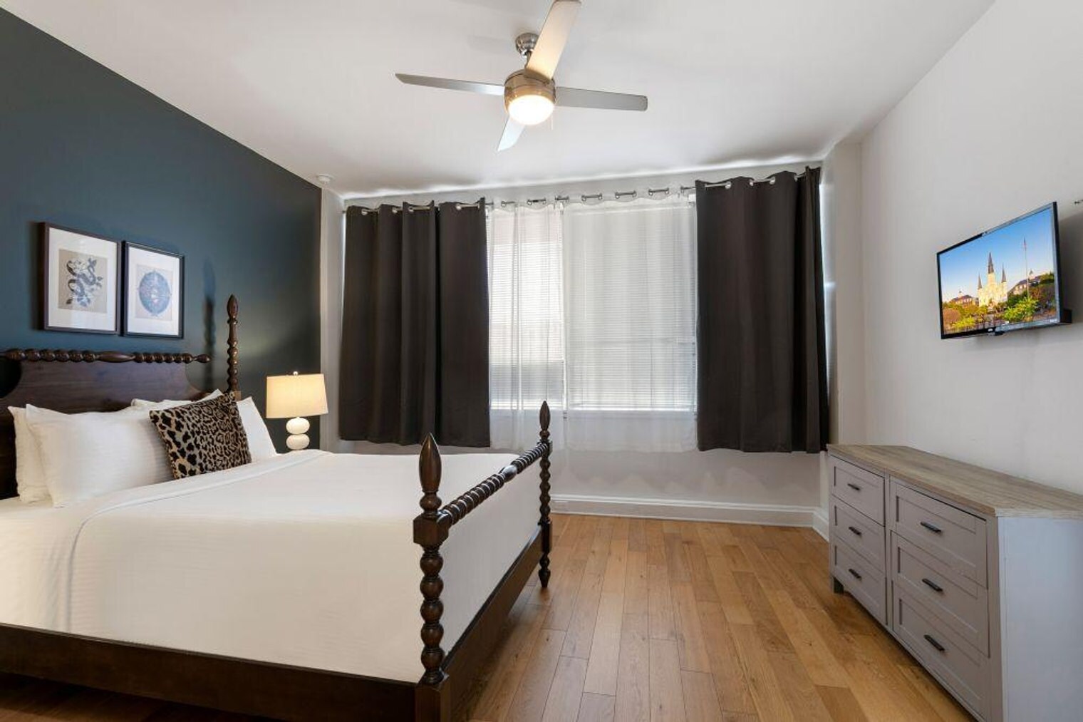 Building Photo - 925 Common St