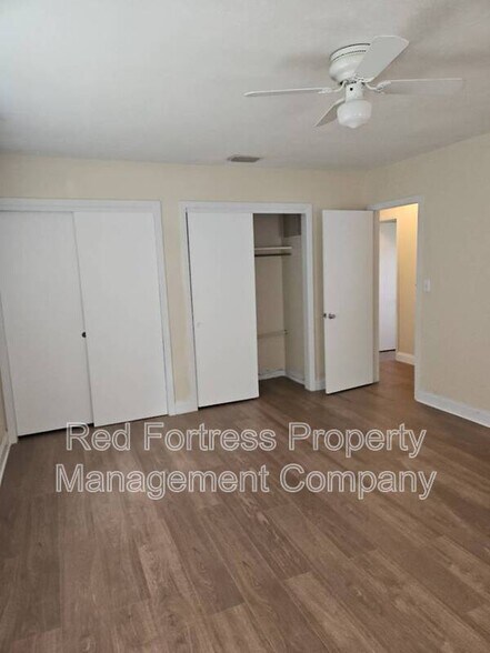 Building Photo - 4555 Jersey Rd