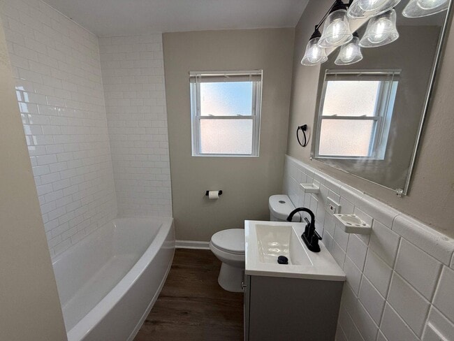Building Photo - Renovated Single-Family Home – We Welcome ...