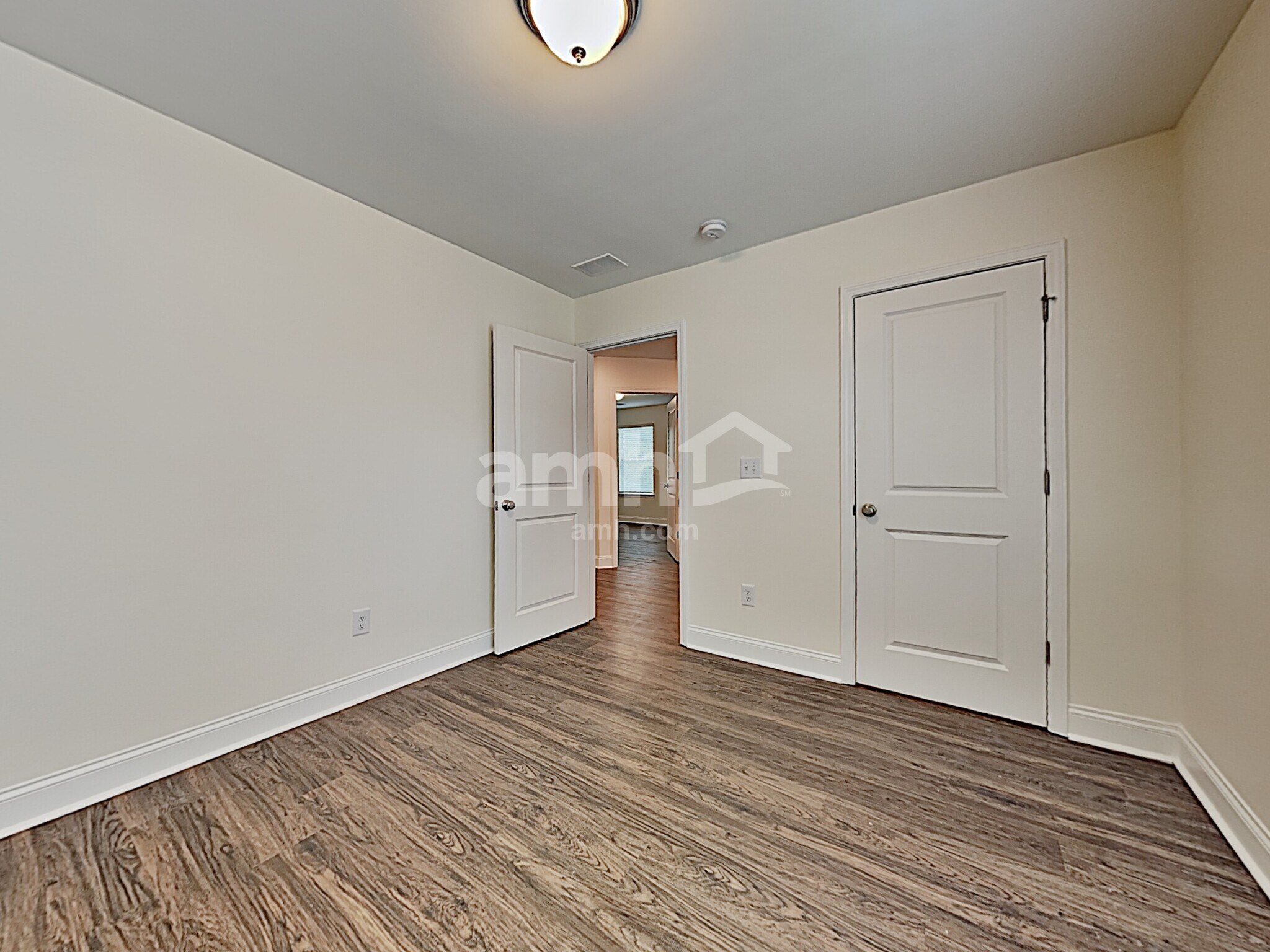 Building Photo - 136 Sweet Gum Dr