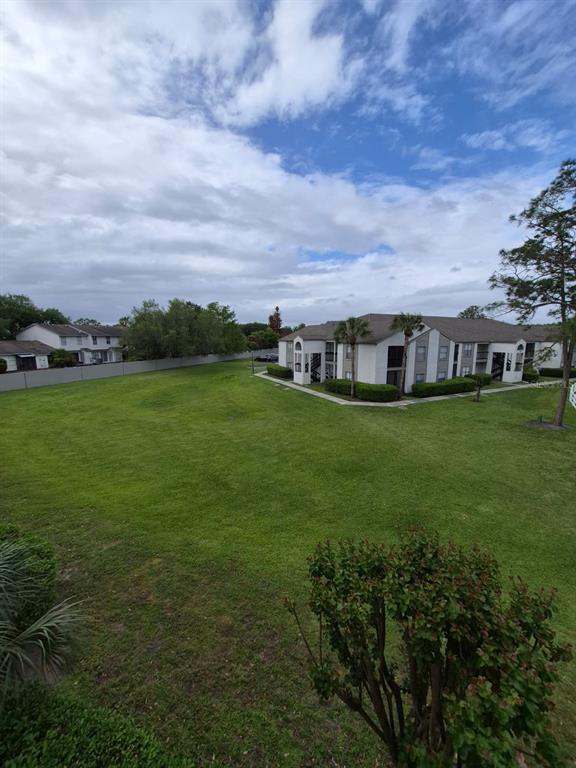 Building Photo - 2031 Cascades Blvd