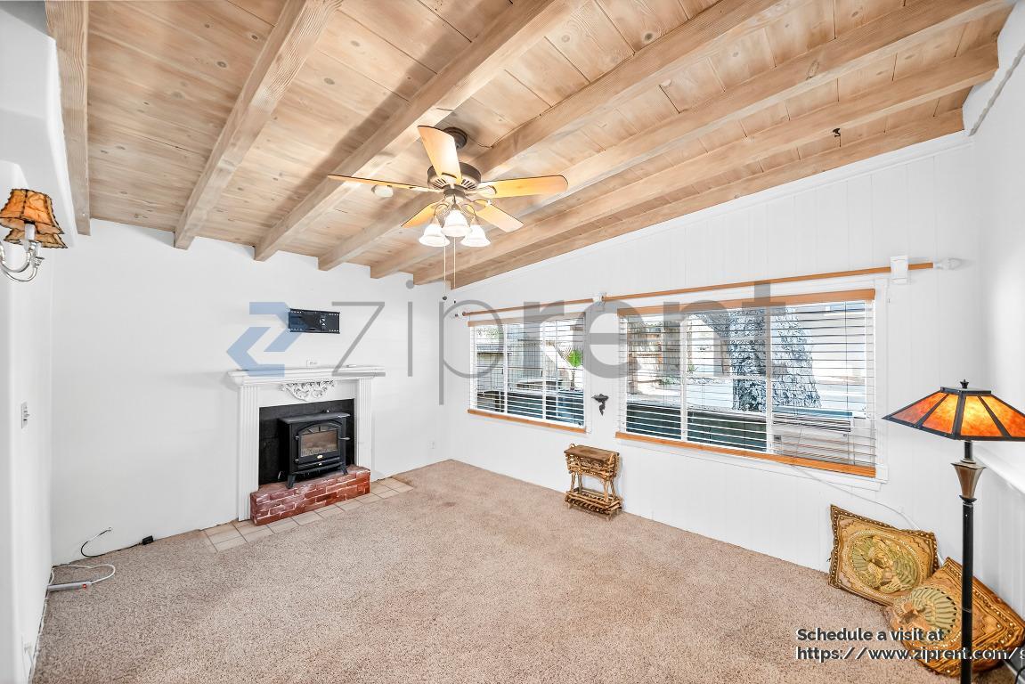Building Photo - 15353 Iron Canyon Rd