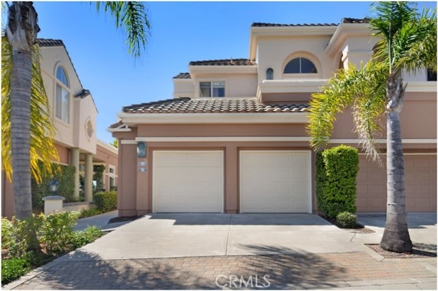 Building Photo - 29 Costa Brava