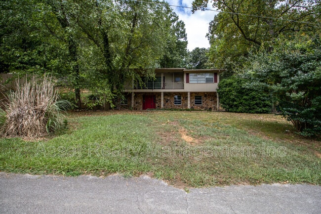 Building Photo - 630 Colonial Dr