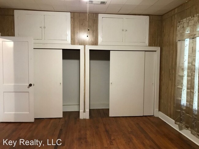 Building Photo - 3 br, 1 bath House - 115 Colonial Drive