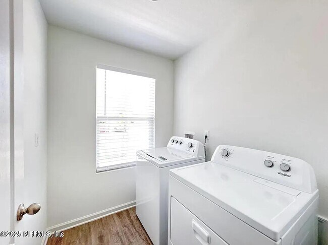 Building Photo - 3177 Rustic Deer Wy