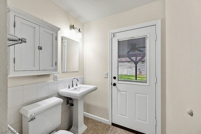 Building Photo - 3645 Forestcrest Dr